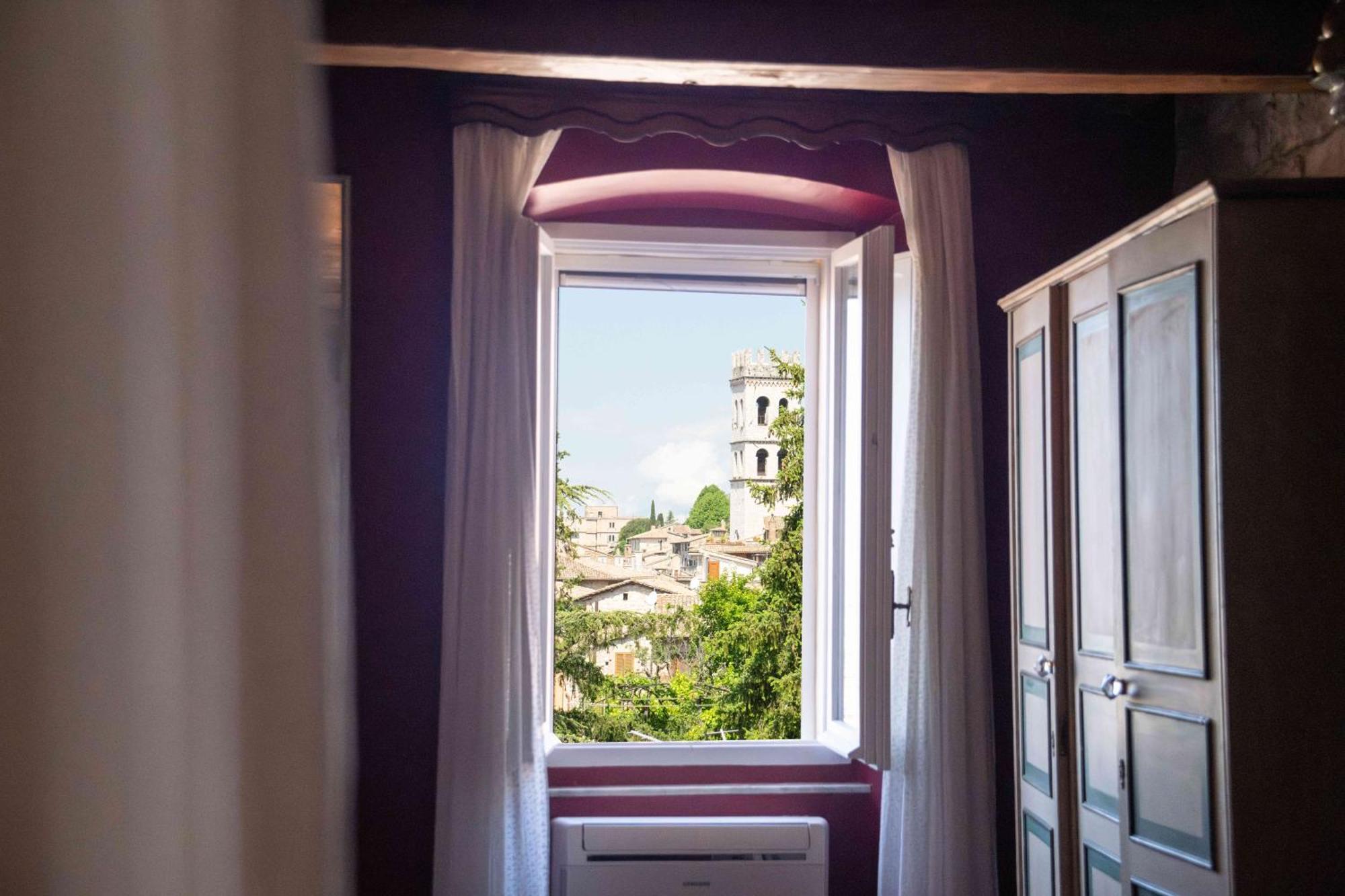 La Viola Di Assisi Hotel Kültér fotó